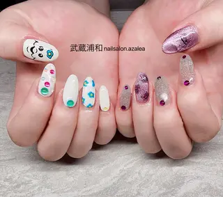 ネイル R inのネイルデザイン