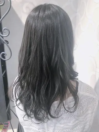 セミロング カラー 艶髪 ♡Tomiyaのヘアスタイル