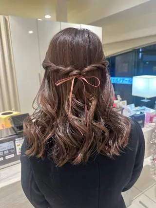 ロング カラー ヘアアレンジ タイトボブ個性派カラ ーAKANEのヘアスタイル