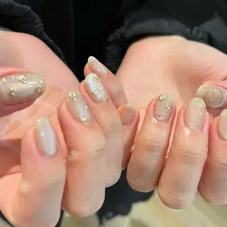 ネイル Momone ／渋谷／パラジェルのネイルデザイン
