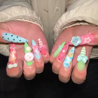 ネイル nano/きもかわ nail🐬🫧のネイルデザイン