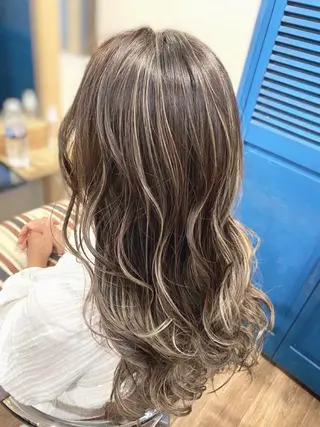 ロング カラー 浦山 和之のヘアスタイル