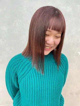カラー 🎀ボブ+ハイトーン シュカ👶🏻のヘアスタイル