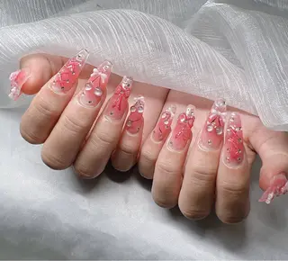 ネイル Lee Nailsのネイルデザイン