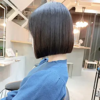 ショート ボブ／レイヤー／髪質 改善/縮毛矯正／銀座のヘアスタイル