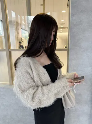 セミロング hairmakeone009所属・hamashima mireiのヘアスタイル