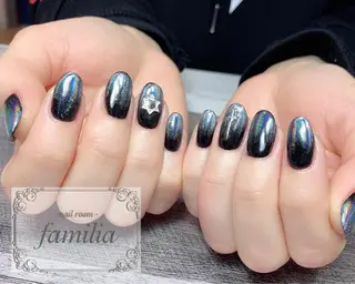 ネイル -nailroom- familiaのネイルデザイン