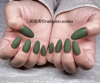 ネイル R inのネイルデザイン