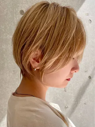ショート 三鷹で1番ショート ボブをカットする新谷のヘアスタイル