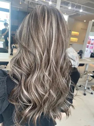 セミロング カラー ヘアアレンジ ネイル マツエク・マツパ アイブロウ 井上 一平のヘアスタイル