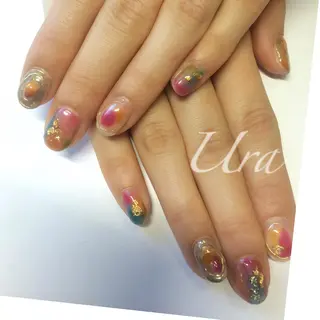ネイル UrakoNail 《nail》のネイルデザイン