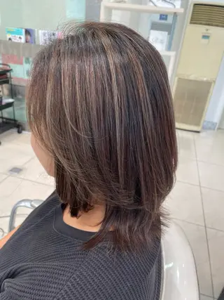 カラー トップスタイリスト 石川みやびのヘアスタイル