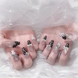 ネイル 𝑚𝑖𝑦🎀 パラジェル認定サロンのネイルデザイン