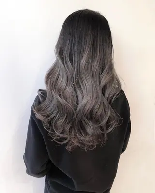 ロング カラー特化 ⚔️夢生志(ゆうし)のヘアスタイル