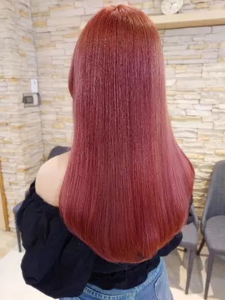 ロング 艶髪／透け感カラー ／ＲＹＯのヘアスタイル