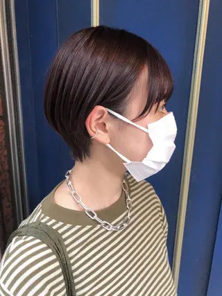 ショート カラー 🦩レイヤー|透明感 カラー🦩makoのヘアスタイル