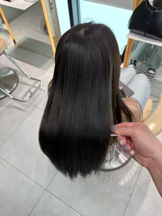 ロング 福岡縮毛矯正✨️ ストレート 向井和輝のヘアスタイル