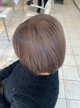 ショート カラー 髪質改善・白髪ぼかし /お悩み対応カラーのヘアスタイル