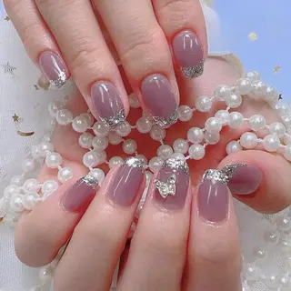 ネイル 🎀まゆ 🪽🐾のネイルデザイン