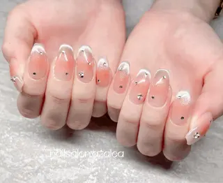 ネイル R inのネイルデザイン