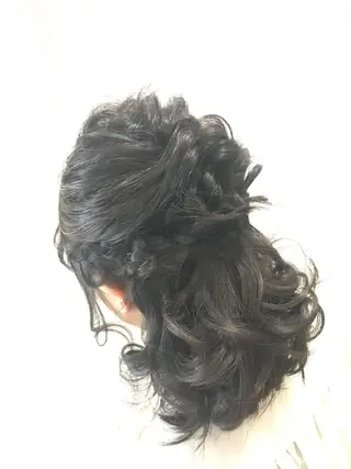 ヘアアレンジ SHIORI💜口コ ミNo.1艶カラーのヘアスタイル