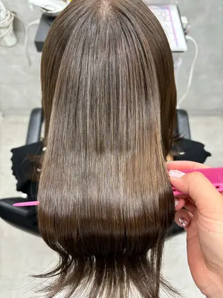 セミロング すぐ巻ける縮毛矯正 🍀勝倉　麗のヘアスタイル