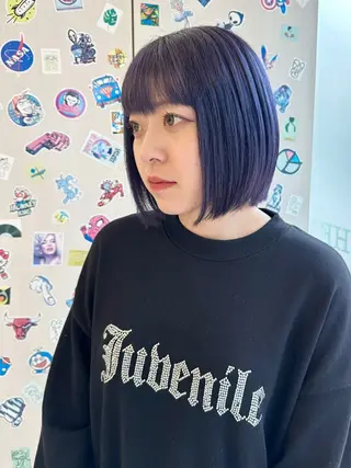 カラー 🩵HOLLY🩵 ブリーチ🩵カレンのヘアスタイル