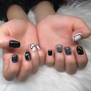 ネイル Laula🤍 ayakaのネイルデザイン