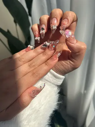 ネイル 小松 千冬snazzyのネイルデザイン