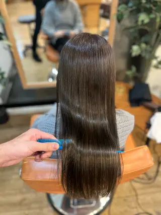 ロング ⚪️髪質改善 縮毛 店長 コウ⚪️のヘアスタイル