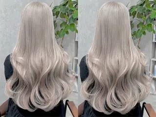 ロング ブリーチ/ハイトーン LOWRL【ロウル】のヘアスタイル