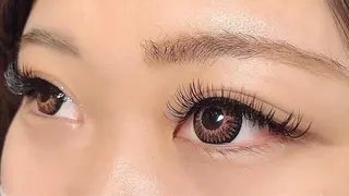 マツエク・マツパ 𝐍𝐄𝐎 𝐉𝐔𝐑𝐈のネイルデザイン