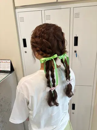 セミロング 垢抜け小顔レイヤー オリーブ/スミレのヘアスタイル