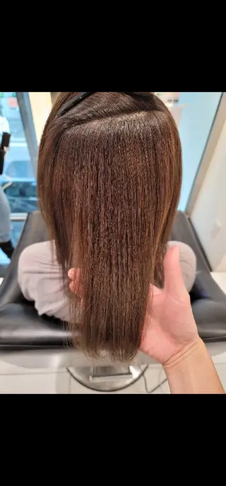 セミロング カラー ❇️安達 優心❇️ レイヤー/艶髪特化のヘアスタイル