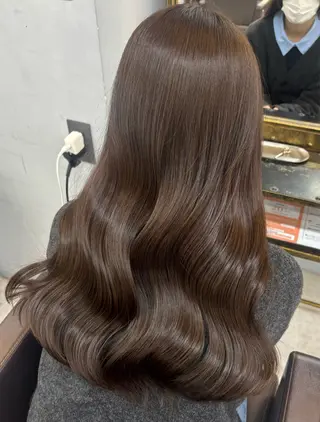 ロング カラー 桐生 かれんのヘアスタイル