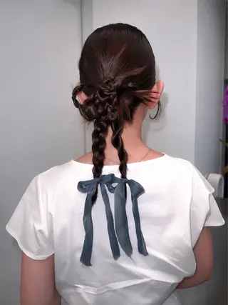 セミロング ヘアアレンジ ハイトーン/パーマ 大名 sakiのヘアスタイル