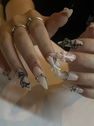 ネイル すず/ Betty Nailのネイルデザイン