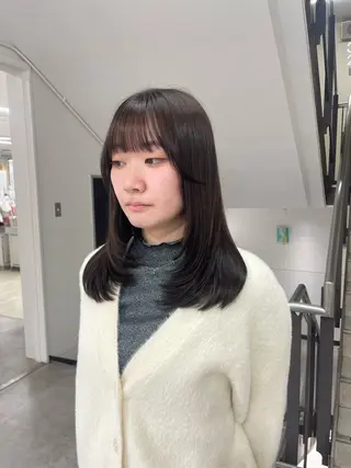 セミロング 【レイヤー艶カラー】 🎀moka🎀のヘアスタイル