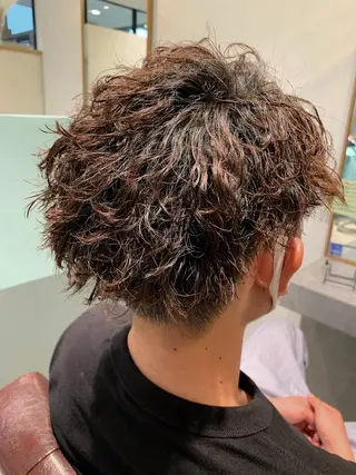 ショート パーマ メンズ メンズスタイル 櫻井康太のヘアスタイル