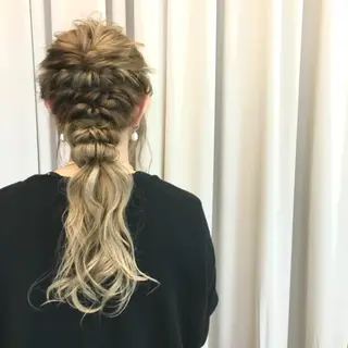 ロング ヘアアレンジ 西川 ヒロキのヘアスタイル