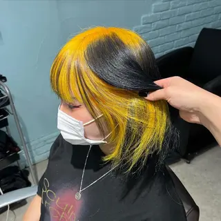 ショート カラー ヘアアレンジ 🩶【推しハイトーン 】yuzu🩶のヘアスタイル