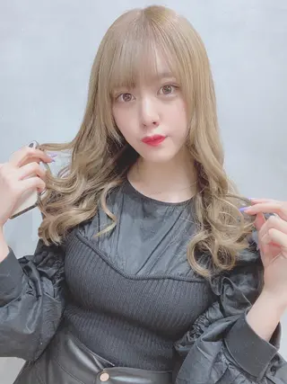 ロング カラー ヘアアレンジ アイブロウ LAVENDIA 初音のヘアスタイル