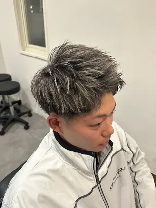 カラー メンズ 三浦 流星のヘアスタイル