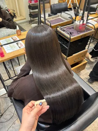 ロング Rimu / Belle新宿のヘアスタイル