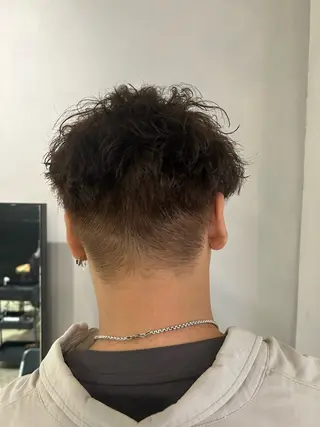 ショート カラー パーマ メンズ IT by ALBUM立川のヘアスタイル