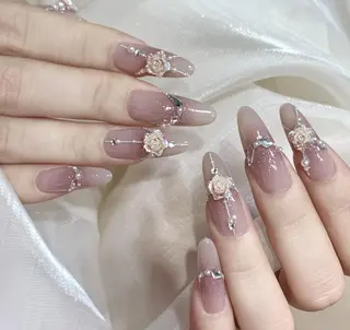 ネイル Pure&Rich Nailのネイルデザイン