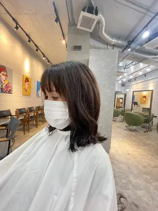 ミディアム MERRY チネンヨシトのヘアスタイル