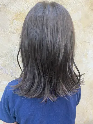 セミロング auRa  【大宮】 上形 龍也のヘアスタイル