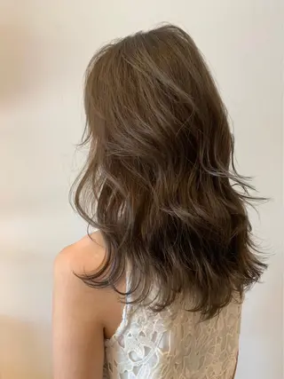 セミロング カラー 韓国風・ブリーチなし ・あり後藤　一斗店長のヘアスタイル
