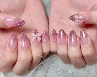 ネイル 🦋 Queenieのネイルデザイン